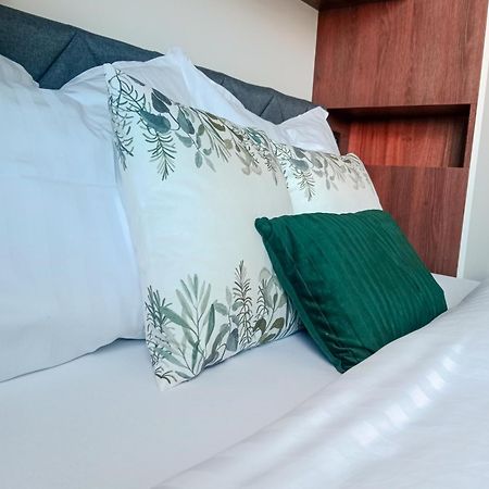 Apartament Na Zielonej Z Tarasem Apartment Pila Ngoại thất bức ảnh